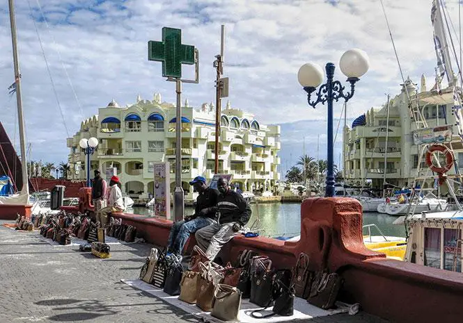 Costa del Sol overrun with street vendors