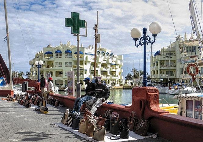 Costa del Sol overrun with street vendors